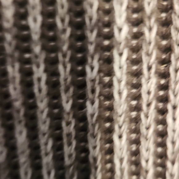 Armani Exchange Browns and White Turtleneck Sweater SIZE XL - Picture 4 of 10